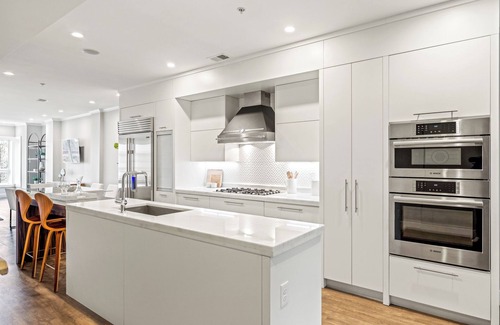 Reed-Cooke Condo | Luxury DC Penthouse w/Private Rooftop Deck!