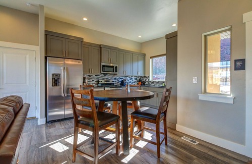 Moab South Valley House | Luxury desert condo with gorgeous mountain views, located near town
