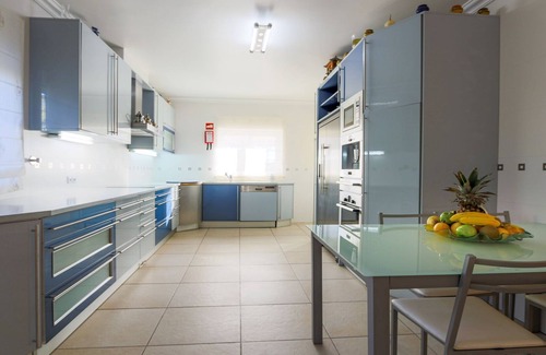 Vale de Parra Villa | ★Luxury Detached Holiday Villa Alegria, n/Galé Beach, Albufeira