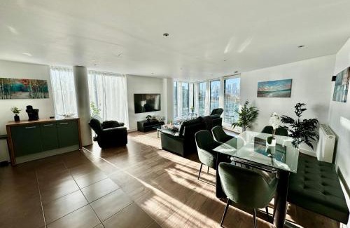 Docklands Apartment | Luxury Dockview 3 Beds Excel London