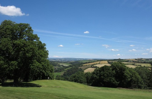 Chittlehamholt Cottage | Luxury dog friendly cottage with access to onsite leisure facilities, including swimming pool