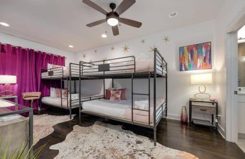 Hadley - Washington House | LUXURY DOUBLE TOWNHOMES with TWO HUGE SKY ROOFTOPS