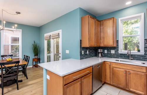 Downtown Cottage | Luxury Downtown Raleigh Guest Cottage in Historic District NEW
