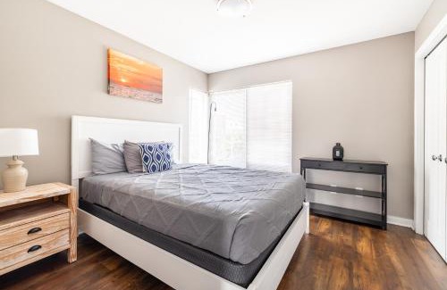 Downtown Cleveland Villa | Luxury Downtown Townhome Private Garage Unit 16