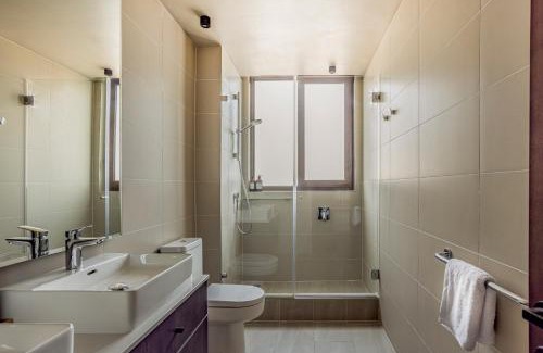 Vitacura Apartment | Luxury Duplex with Rooftop and Private Pool in Vitacura