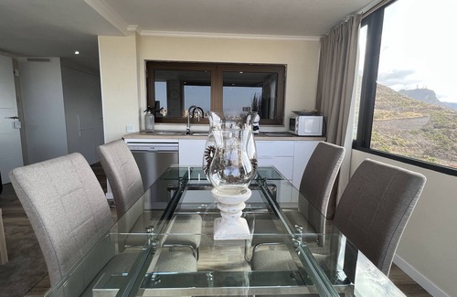 Santa Cruz de Tenerife Cabin | Luxury Mencey Penthouse