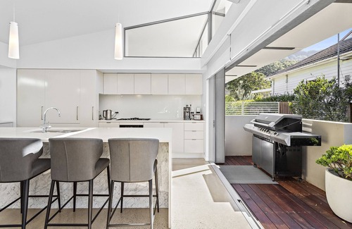 Austinmer House | Luxury Escape – 100m to Austinmer Beach