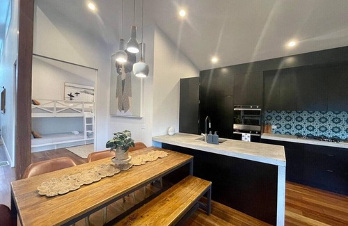 Patonga House | Luxury Family Beach House with heated Pool