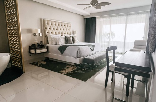 San Jose del Cabo Resort | Luxury Family-Friendly Resort Garza Blanca, 4bd Loft with jacuzzi