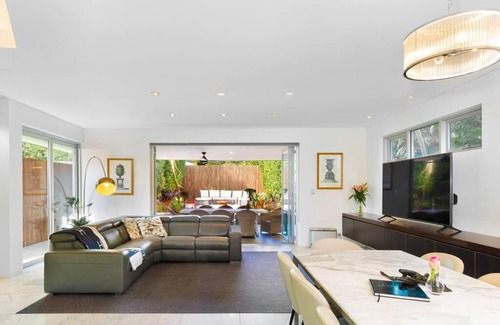 Kingsford Villa | Luxury Family Home Near Coogee Beach