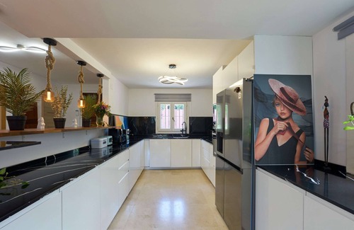 Marbella House | Luxury Family Villa in Marbella: Beach, Pool & Sunshine in Marbella Club Hotel V