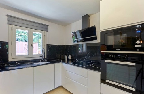 Marbella House | Luxury Family Villa in Marbella: Beach, Pool & Sunshine in Marbella Club Hotel V