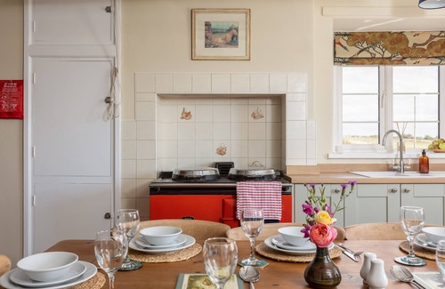 West Heslerton Other | Luxury Farmhouse with stunning Views - Pet Friendly with Hot Tub