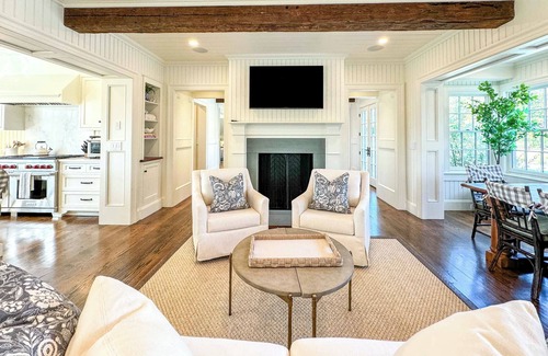 Katama House | Luxury Field Club Compound with Pool and Barn