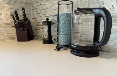 Spring Garden Apartment | Luxury Flat with balcony in unit washer dryer