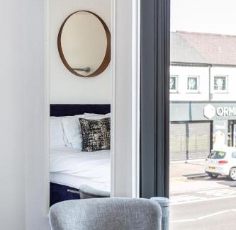 Ormeau Apartment | Luxury Fully Equipped Kitchen Ormeau Park
