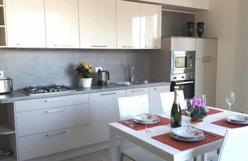 Lezzeno Apartment | LUXURY garden Apartment near BELLAGIO