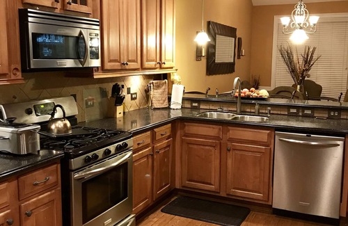 Atlanta House | Luxury gated Cascade Home!