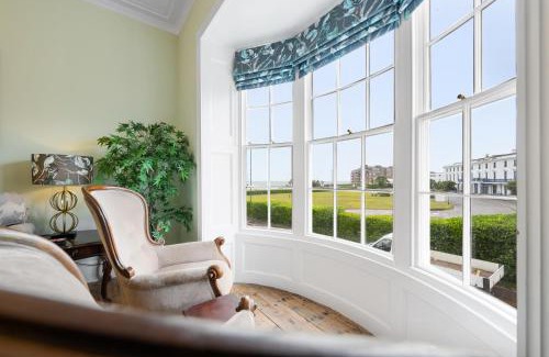 Bognor Regis Apartment | Luxury Georgian home, hot tub, sea view, private garden, sleeps 6