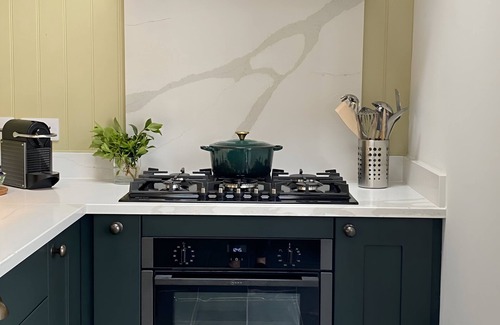 Charmouth House | Luxury Georgian Town House - Jurassic Coast heart of West Dorset, Pet-Friendly