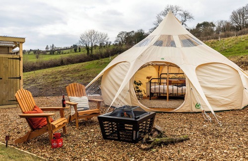 Bath RV Rental | Luxury Glamping - Charlcombe Valley Orchards, Bath