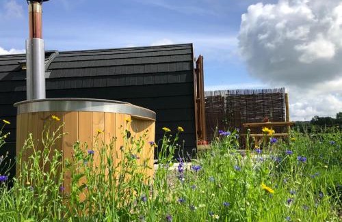 Wing Other | Luxury Glamping Pod - Garthside Farm Holidays