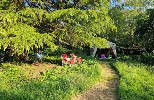 Bromsash Cabin | Luxury Glamping The Wye Valley for 2 to 4 Guests