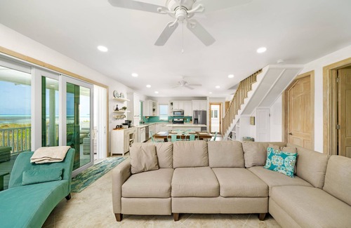 Spanish Wells House | Luxury Grand Villa set in THE DUNES at Sea Oats, Living in the View and Sand.