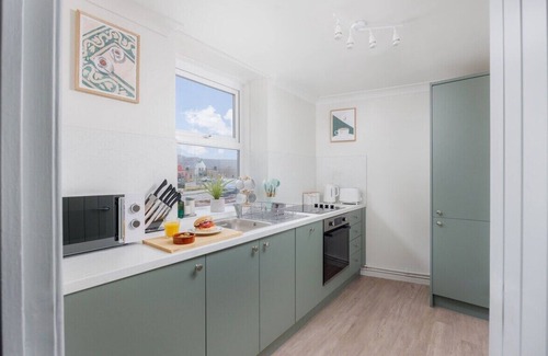 Plymouth Apartment | Luxury Ground Floor 2 bed Apartment