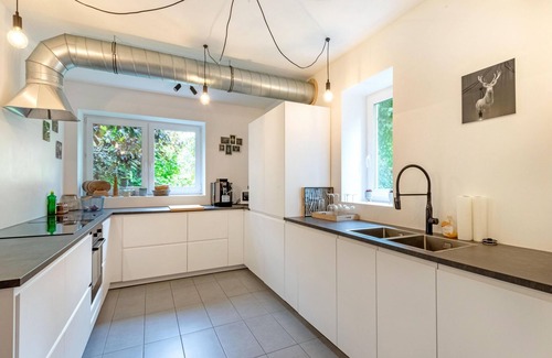 Pettneu am Arlberg House | Luxury group accommodation with sauna & cinema