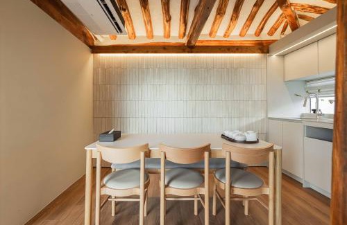 Seochon Apartment | Luxury Hanok Anthology