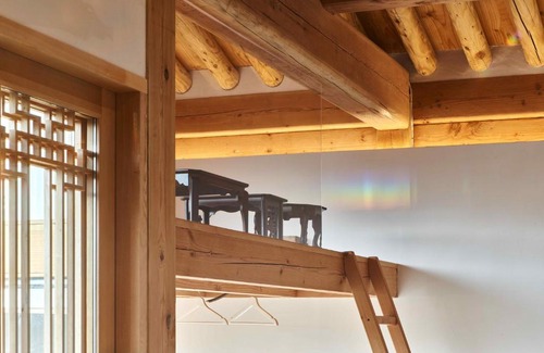 Samcheong-dong Villa | Luxury Hanok Stay Cloudscape
