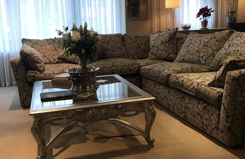 Clifton Apartment | Luxury Harbourside Apartment