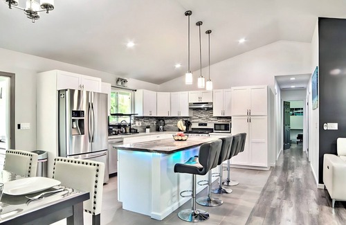 Keaau House | Luxury Hawaii Getaway: Close to the Beach & Ocean!