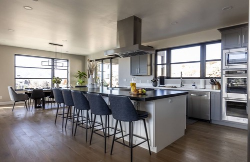 Park City House | Luxury Heber Home- Minutes from Park City- Sleeps 16
