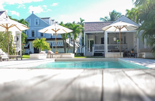 Dunmore Town House | Luxury Holiday Estate with Pool, minutes walk from Pink Sands beach