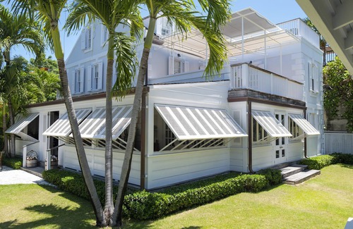 Dunmore Town House | Luxury Holiday Estate with Pool, minutes walk from Pink Sands beach