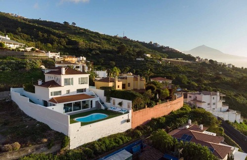 Sauzal House | LUXURY HOLIDAY HOME IN EL SAUZAL