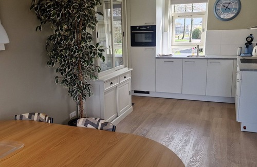Medemblik House | Luxury Holiday Home, Large Garden, Free Motorboat Usage for Our Guests