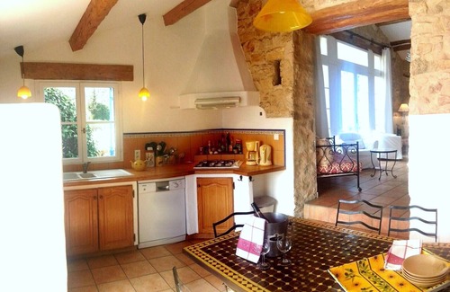 Crestet House | Luxury holiday home with swimming pool and tennis court on the vineyard