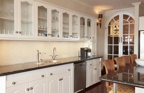 Woorim Apartment | Luxury Holiday House Close to Everything