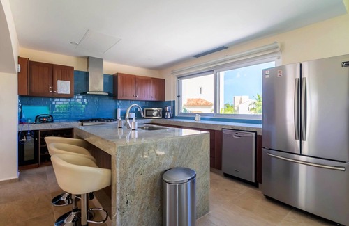 Isla Mujeres Villa | Luxury Home ♡ 2 Heated Pools ♡ Ocean Views