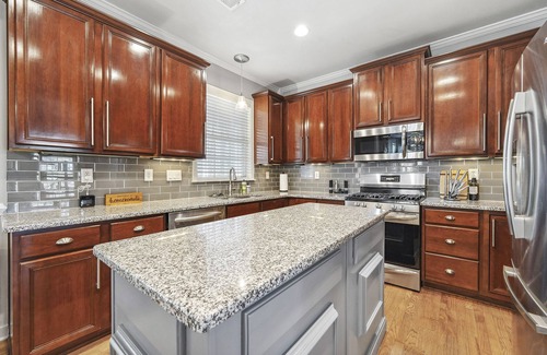 Clarkdale House | Luxury Home - ATL - No Cleaning Fee!