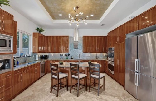 Deerfield Beach Villa | Luxury Home by Beach