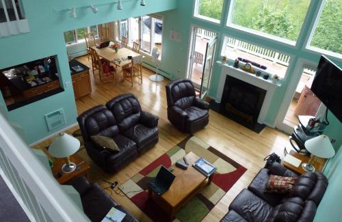 Lincoln House | Luxury Home, Great Views!