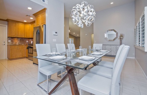 Boca Del Mar House | Luxury Home -Heart of Boca Raton - Gorgeous w/Stunning Pool & Huge Private Yard