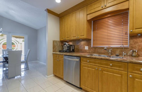 Boca Del Mar House | Luxury Home -Heart of Boca Raton - Gorgeous w/Stunning Pool & Huge Private Yard