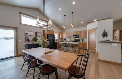 Victor House | Luxury home in Victor