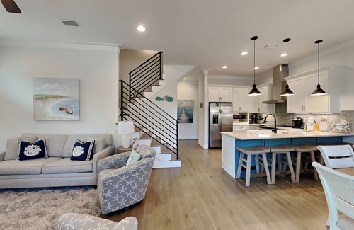 Lakeside at Blue Mountain Beach House | Luxury Home, Close to Beach with Golf Cart + Community Pool