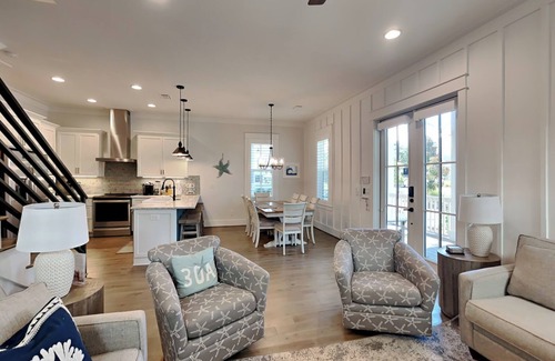 Lakeside at Blue Mountain Beach House | Luxury Home, Close to Beach with Golf Cart + Community Pool